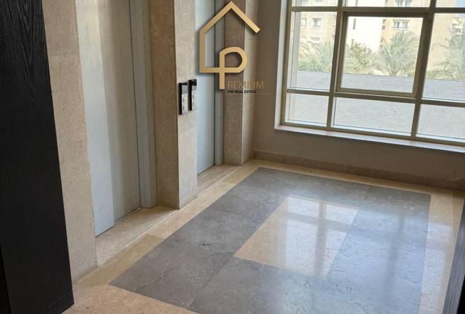 8244044 - Property Image 3