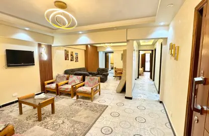 Apartment - 2 Bedrooms - 1 Bathroom for sale in El Gaish Road - Miami - Hay Awal El Montazah - Alexandria
