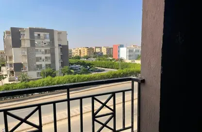 Apartment - 3 Bedrooms - 3 Bathrooms for sale in Gardenia Al Obour - 3rd District - Obour City - Qalyubia
