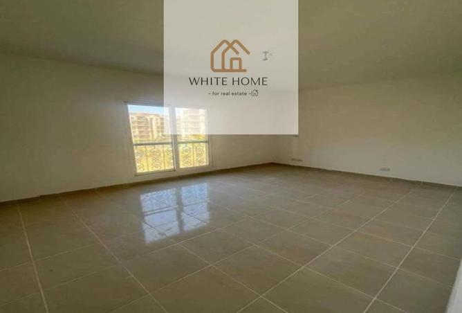 8016017 - Property Image 3