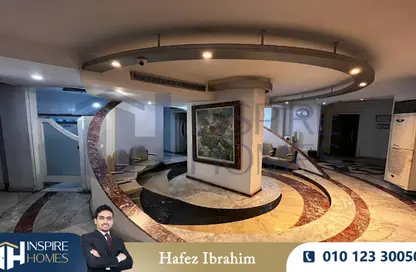Clinic - Studio - 2 Bathrooms for rent in Gleim Square - Glim - Hay Sharq - Alexandria