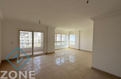 Apartment - 3 Bedrooms - 3 Bathrooms for sale in Madinaty - Cairo