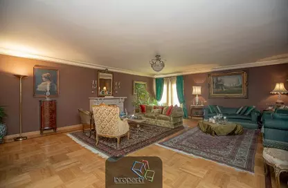 Apartment - 3 Bedrooms - 3 Bathrooms for sale in Kafr Abdo St. - Kafr Abdo - Roushdy - Hay Sharq - Alexandria
