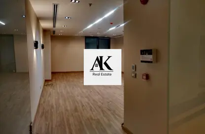 Office Space - Studio - 1 Bathroom for sale in Hyde Park Business District Mall - South Teseen St. - The 5th Settlement - New Cairo City - Cairo