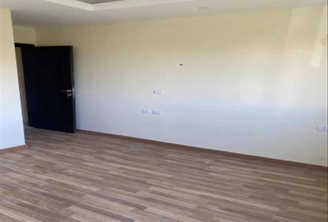 7966069 - Property Image 2
