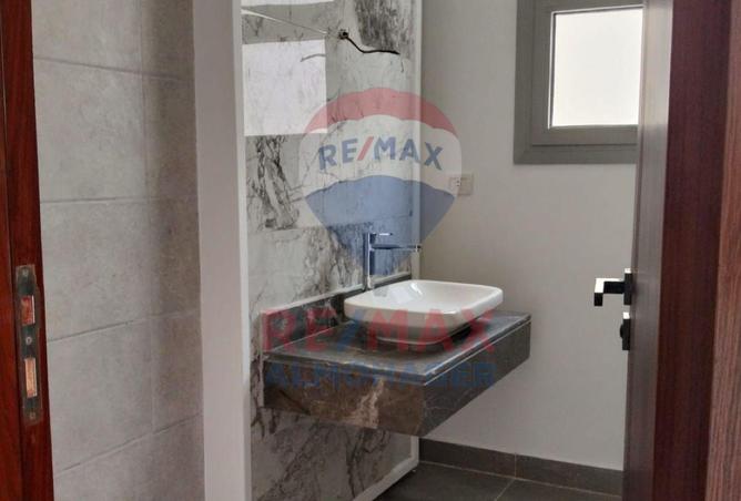 8227146 - Property Image 3