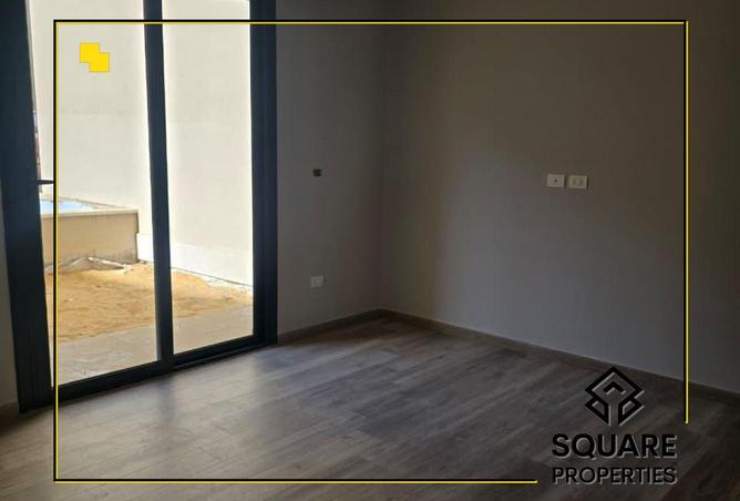 8193570 - Property Image 2