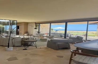 Villa - 3 Bedrooms - 3 Bathrooms for sale in Ramla Lakeside - Qesm Ad Dabaah - North Coast