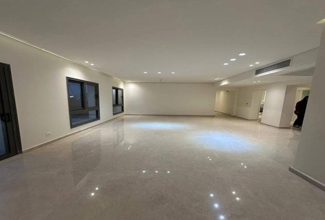 8402831 - Property Image 3