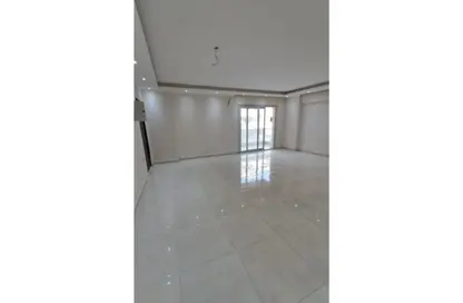 Apartment - 3 Bedrooms - 3 Bathrooms for rent in Mountain View iCity - 5th Settlement Compounds - The 5th Settlement - New Cairo City - Cairo