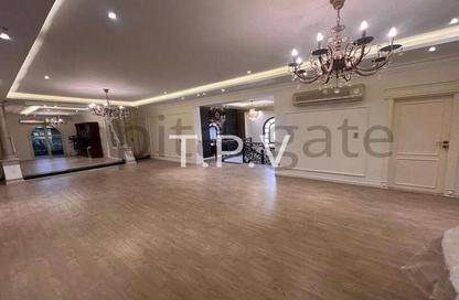 Villa - 7+ Bedrooms - 7+ Bathrooms for sale in Al Shouyfat - 5th Settlement Compounds - The 5th Settlement - New Cairo City - Cairo