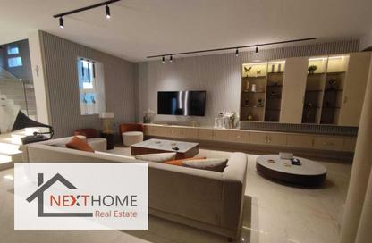 Villa - 4 Bedrooms - 5 Bathrooms for sale in Village Gardens Katameya - 5th Settlement Compounds - The 5th Settlement - New Cairo City - Cairo