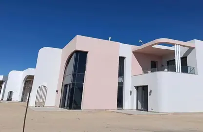 Villa - 5 Bedrooms - 5 Bathrooms for sale in June - Ras Al Hekma - North Coast