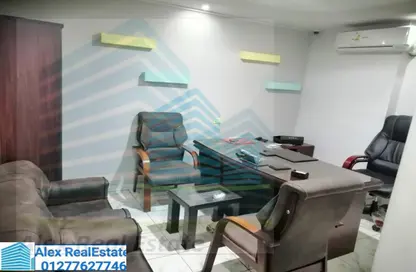 مساحات مكتبية - استوديو - 3 حمامات للايجار في شارع محمد فوزي معاذ - سموحة - حي شرق - الاسكندرية