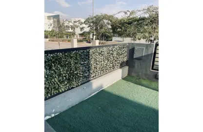 تاون هاوس - 5 غرف نوم - 4 حمامات للايجار في مول هايد بارك بيزنس - شارع التسعين الجنوبي - التجمع الخامس - مدينة القاهرة الجديدة - القاهرة