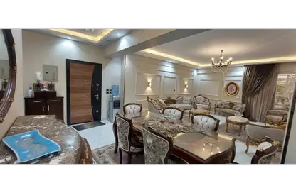 شقة - 3 غرف نوم - 3 حمامات للبيع في حى جنوب الاكايمية - مدينة القاهرة الجديدة - القاهرة