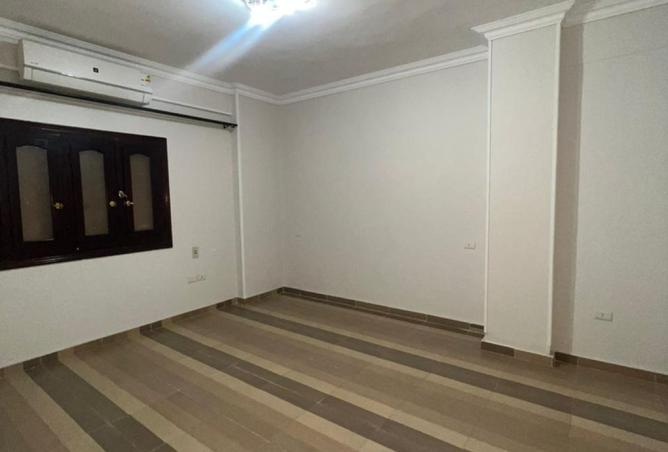 7944799 - Property Image 3