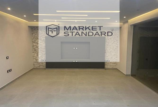 8388288 - Property Image 2