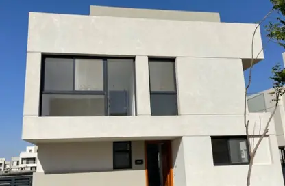 Villa - 4 Bedrooms - 4 Bathrooms for sale in Al Burouj Compound - El Shorouk Compounds - Shorouk City - Cairo