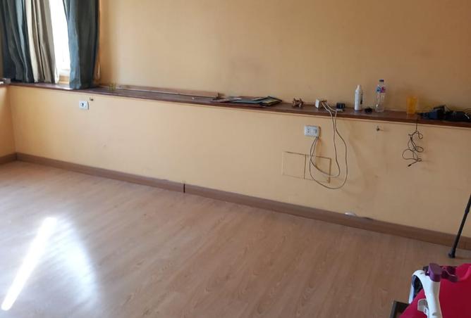 8301105 - Property Image 3