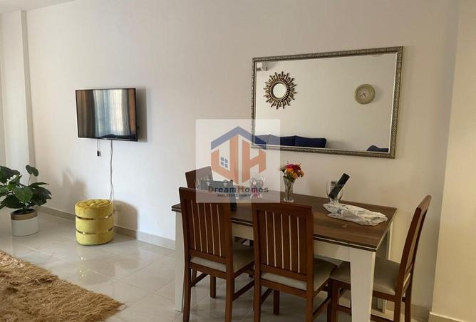 8169801 - Property Image 3