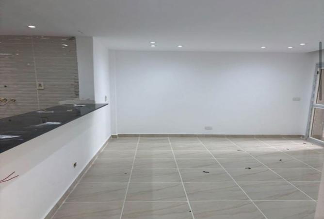 8004637 - Property Image 3