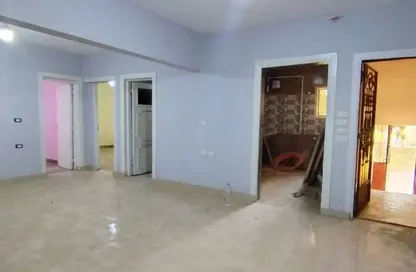 Apartment - 2 Bedrooms - 1 Bathroom for sale in Street 41 - Neighborhood D - 2nd District West - Shorouk City - Cairo