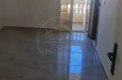 شقة - 3 غرف نوم - 3 حمامات للايجار في سان ستيفانو - حي شرق - الاسكندرية
