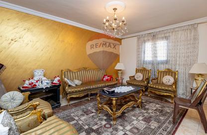 Apartment - 3 Bedrooms - 1 Bathroom for sale in Lageteh St. - Ibrahimia - Hay Wasat - Alexandria