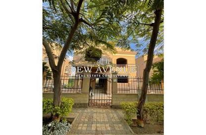 Villa - 4 Bedrooms - 4 Bathrooms for sale in Zizinia Flowers - 5th District - Shorouk City - Cairo