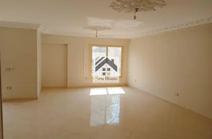 Apartment - 4 Bedrooms - 3 Bathrooms for sale in Al Hadaba Al Olya - Mokattam - Cairo Apartment - 4 Bedrooms - 3 Bathrooms for sale in Al Hadaba Al Olya - Mokattam - Cairo