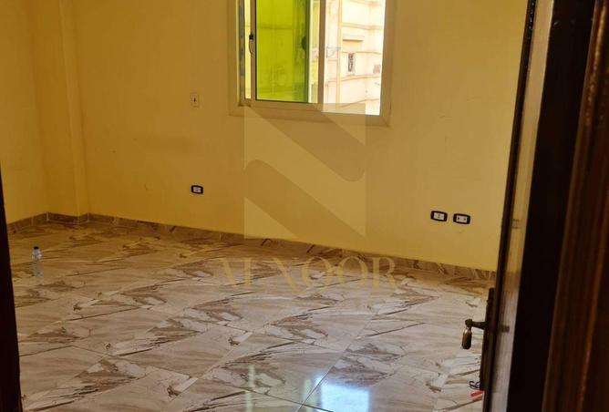 8273875 - صورة العقار 2