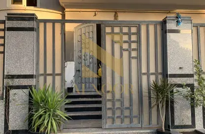 شقة - 3 غرف نوم - 1 حمام للايجار في شارع 31 - الحي الحادي عشر - الشيخ زايد - الجيزة