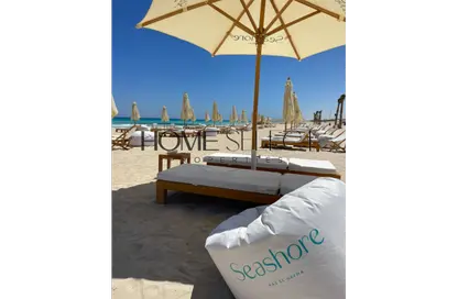 Chalet - 1 Bedroom - 2 Bathrooms for sale in Seashore - Ras Al Hekma - North Coast