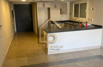 Apartment - 1 Bedroom - 2 Bathrooms for sale in New Giza - Cairo Alexandria Desert Road - 6 October City - Giza