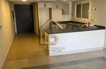 Apartment - 1 Bedroom - 2 Bathrooms for sale in New Giza - Cairo Alexandria Desert Road - 6 October City - Giza