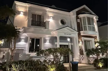 Villa - 4 Bedrooms - 4 Bathrooms for sale in Six West - Beverly Hills - Sheikh Zayed Compounds - Sheikh Zayed City - Giza