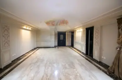 Apartment - 3 Bedrooms - 2 Bathrooms for sale in Roshdy St. - Roushdy - Hay Sharq - Alexandria