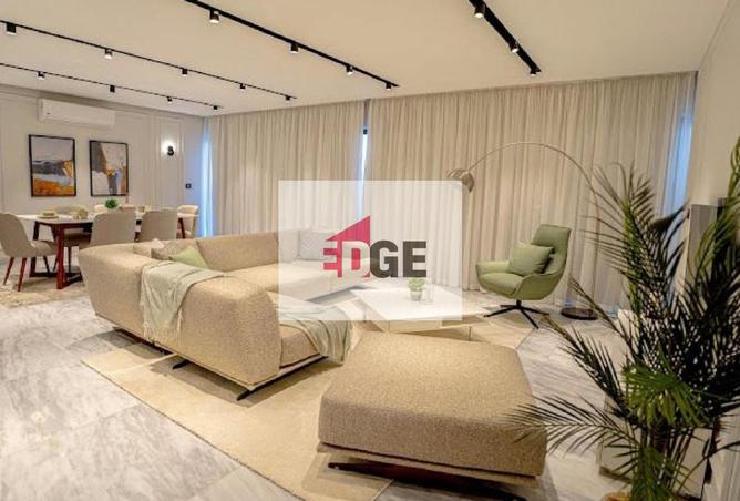 8421100 - Property Image 3