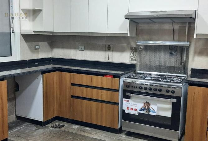 8351602 - Property Image 3