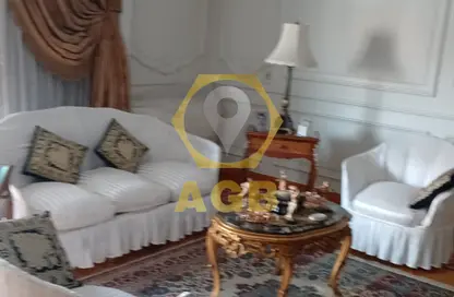 شقة - 4 غرف نوم - 4 حمامات للبيع في شارع شارل ديجول - الدقي - الجيزة