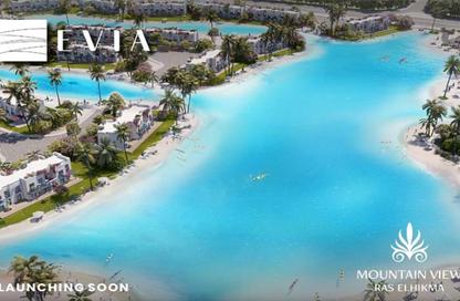 Chalet - 2 Bedrooms - 2 Bathrooms for sale in Mountain View - Ras Al Hekma - North Coast