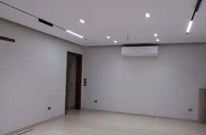 Apartment - 3 Bedrooms - 3 Bathrooms for rent in Hyde Park - 5th Settlement Compounds - The 5th Settlement - New Cairo City - Cairo