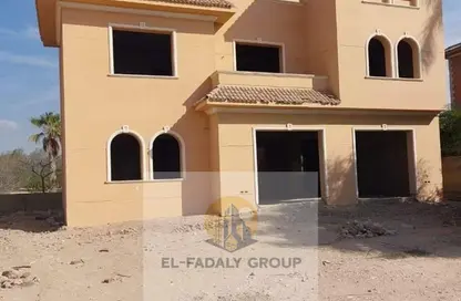 Villa - 4 Bedrooms - 3 Bathrooms for sale in Golf Al Solimania - Cairo Alexandria Desert Road - 6 October City - Giza