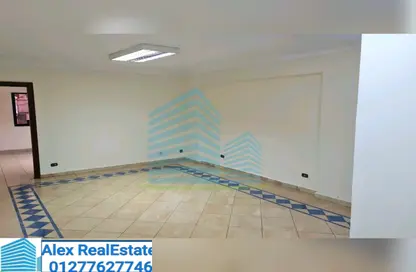 Office Space - Studio - 1 Bathroom for rent in Khalil Mutran St. - Saba Basha - Hay Sharq - Alexandria