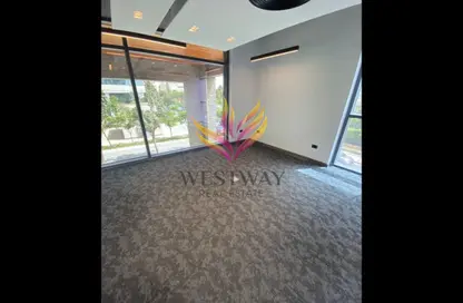 Office Space - Studio - 4 Bathrooms for rent in The portal - Beverly Hills - Sheikh Zayed Compounds - Sheikh Zayed City - Giza