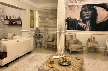 Apartment - 4 Bedrooms - 3 Bathrooms for sale in Al Bostan St. - 9th District - Sheikh Zayed City - Giza