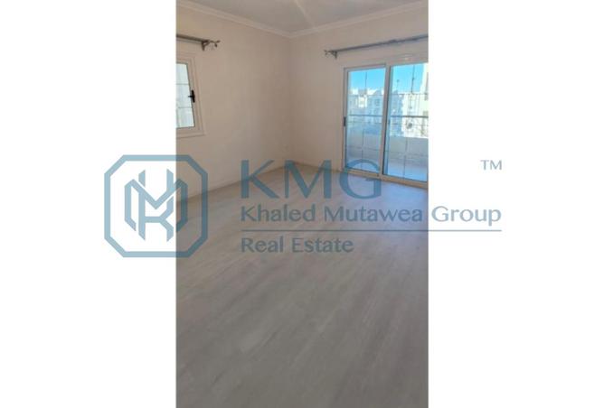 8272307 - Property Image 2