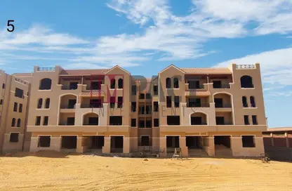 شقة - 3 غرف نوم - 2 حمامات للبيع في معادى فيو - كمبوندات الشروق - مدينة الشروق - القاهرة