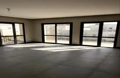 شقة - 2 غرف نوم - 2 حمامات للايجار في أكتوبر بلازا - كمبوندات 6 أكتوبر - مدينة 6 أكتوبر - الجيزة